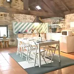 Welcoming House In águeda With Shared Pool 70 M² * Urgueira (Aveiro)