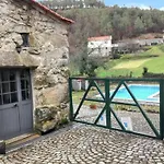 Welcoming House In águeda With Shared Pool 70 M² Casa de Férias *