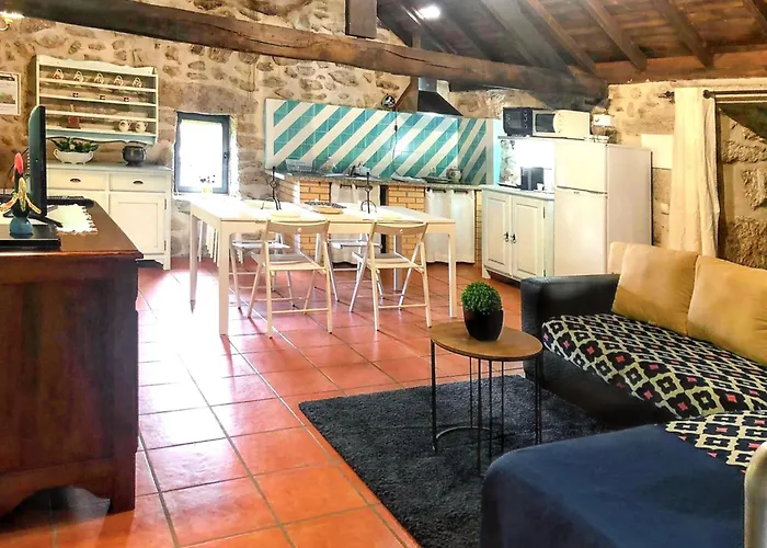 Welcoming House In Agueda With Shared Pool 70 M² Prázdninový dům