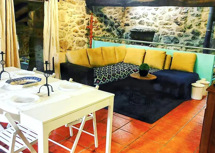 Welcoming House In Agueda With Shared Pool 70 M² Prázdninový dům Urgueira (Aveiro)