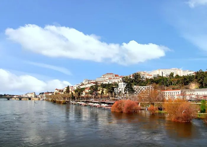 Welcoming House In Agueda With Shared Pool 70 M² *