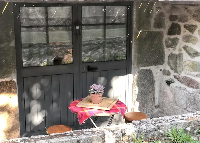 Welcoming House In Agueda With Shared Pool 70 M² * Urgueira (Aveiro)