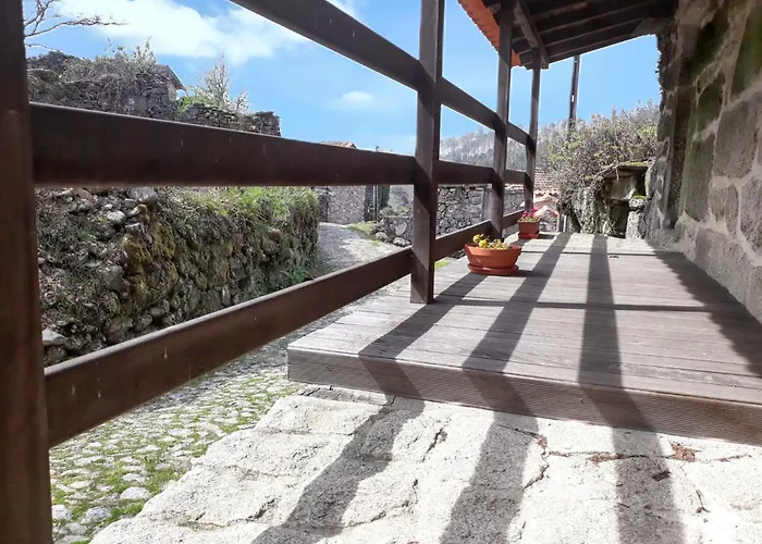 Welcoming House In Agueda With Shared Pool 70 M² * Urgueira (Aveiro)